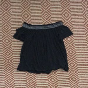 Off the shoulder T-Shirt